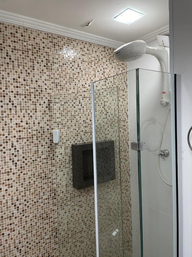 Flat Capitania Varam Praia De Pitangueiras Ap 53 Guarujá Exteriör bild